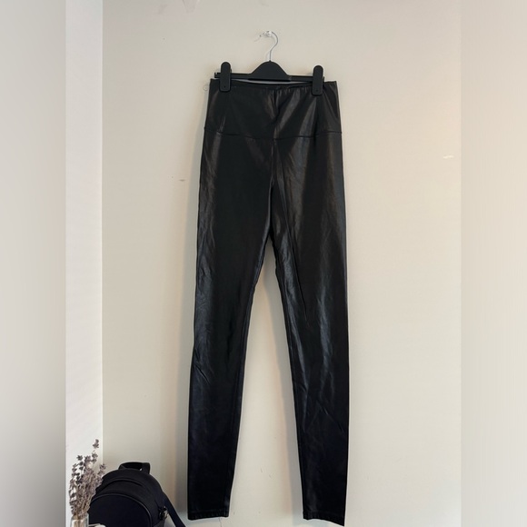 Wilfred Free Daria Leather Leggings - Picture 2 of 4